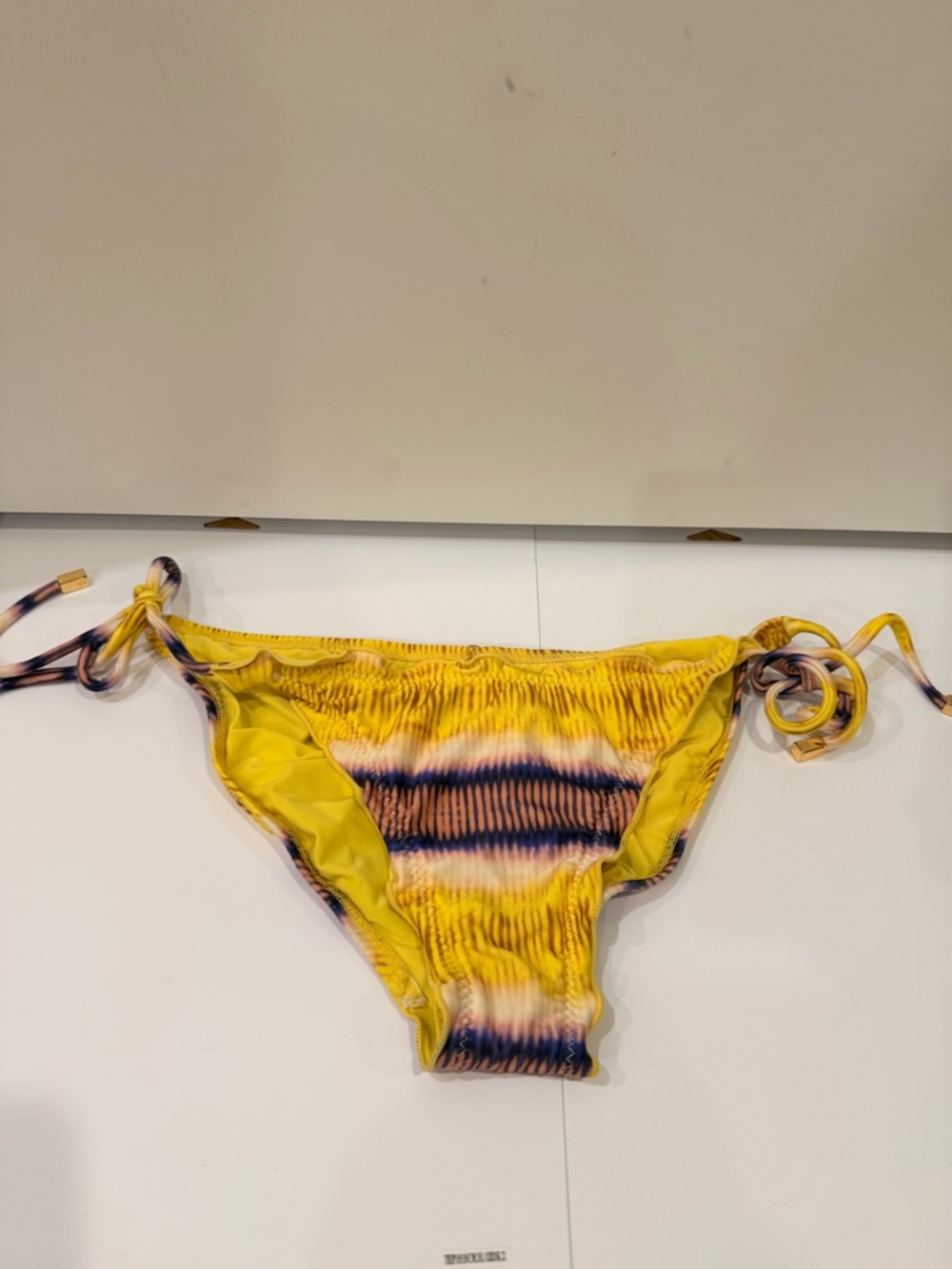 ViX Bikini Bottom Size M–Printed, Tie Side, Gold Logo Hardware, Matching Top